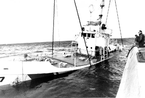 Cuyahoga wreck being raised